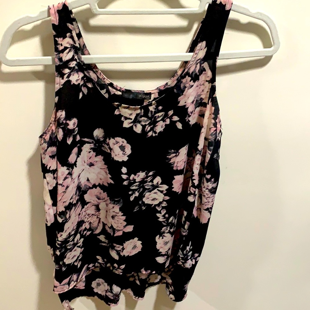 Awesome floral sleeveless top